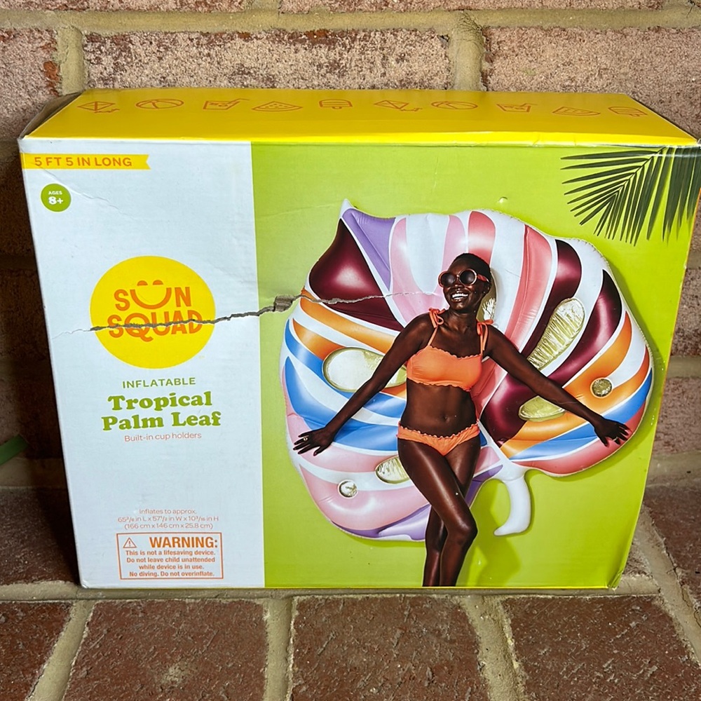NEW Sun Squad Tropical Palm Leaf With Cup Holders Pool Float ✨